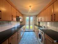 Main Photo of a 3 bedroom  Terraced House to rent