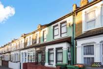 Main Photo of a 4 bedroom  Terraced House for sale