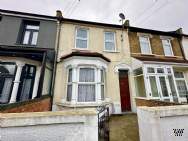 Main Photo of a 2 bedroom  Terraced House to rent