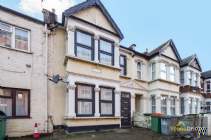 Main Photo of a 4 bedroom  Terraced House for sale