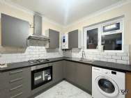 Main Photo of a 2 bedroom  Terraced House to rent