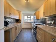 Main Photo of a 2 bedroom  Flat to rent