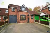 Main Photo of a 3 bedroom  Link Detached House for sale