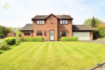 Main Photo of a 4 bedroom  Detached House for sale