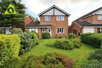 Main Photo of a 4 bedroom  Detached House for sale