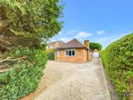 Main Photo of a 3 bedroom  Detached Bungalow for sale