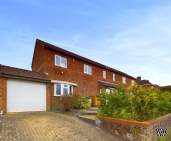 Main Photo of a 3 bedroom  Semi Detached House for sale