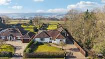 Main Photo of a 4 bedroom  Detached Bungalow for sale