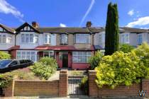 Main Photo of a 3 bedroom  Terraced House for sale