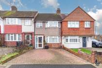 Main Photo of a 3 bedroom  Terraced House for sale