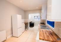 Main Photo of a 4 bedroom  Terraced House to rent