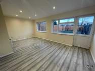 Main Photo of a 3 bedroom  End of Terrace House to rent