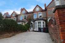 Main Photo of a 2 bedroom  Flat to rent