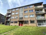 Main Photo of a 2 bedroom  Flat to rent