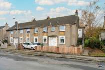 Main Photo of a 3 bedroom  Cottage for sale