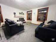 Main Photo of a 2 bedroom  Flat to rent