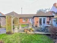 Main Photo of a 2 bedroom  Cottage to rent