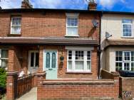 Main Photo of a 2 bedroom  Terraced House to rent