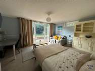 Main Photo of a 1 bedroom  House Share to rent