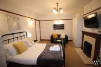 Main Photo of a 1 bedroom  House Share to rent