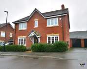 Main Photo of a 5 bedroom  Detached House for sale