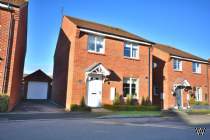 Main Photo of a 4 bedroom  Detached House for sale