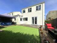 Main Photo of a 3 bedroom  Link Detached House for sale