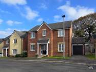 Main Photo of a 4 bedroom  Detached House for sale