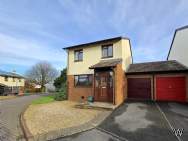 Main Photo of a 3 bedroom  Detached House for sale