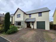 Main Photo of a 4 bedroom  Detached House for sale