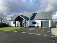 Main Photo of a 3 bedroom  Bungalow for sale