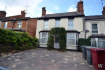 Main Photo of a 6 bedroom  End of Terrace House to rent