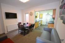 Main Photo of a 4 bedroom  Terraced House to rent