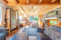 Main Photo of a 6 bedroom  Chalet for sale