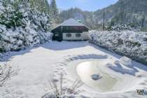 Main Photo of a 6 bedroom  Chalet for sale