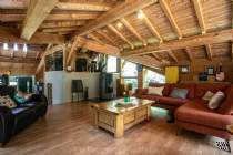 Main Photo of a 4 bedroom  Chalet for sale