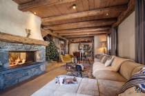 Main Photo of a 7 bedroom  Chalet for sale