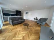 Main Photo of a 2 bedroom  Apartment to rent