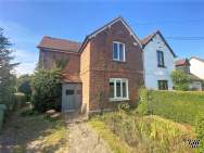 Main Photo of a 3 bedroom  Semi Detached House to rent