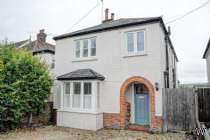 Main Photo of a 4 bedroom  Detached House to rent