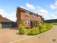 Main Photo of a 4 bedroom  Detached House for sale