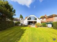 Main Photo of a 3 bedroom  Detached House for sale