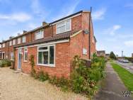 Main Photo of a 2 bedroom  End of Terrace House for sale