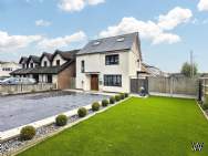 Main Photo of a 4 bedroom  Detached House for sale