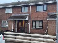 Main Photo of a 3 bedroom  Terraced House to rent